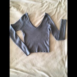 Kendall and Kylie cropped sweater🦋